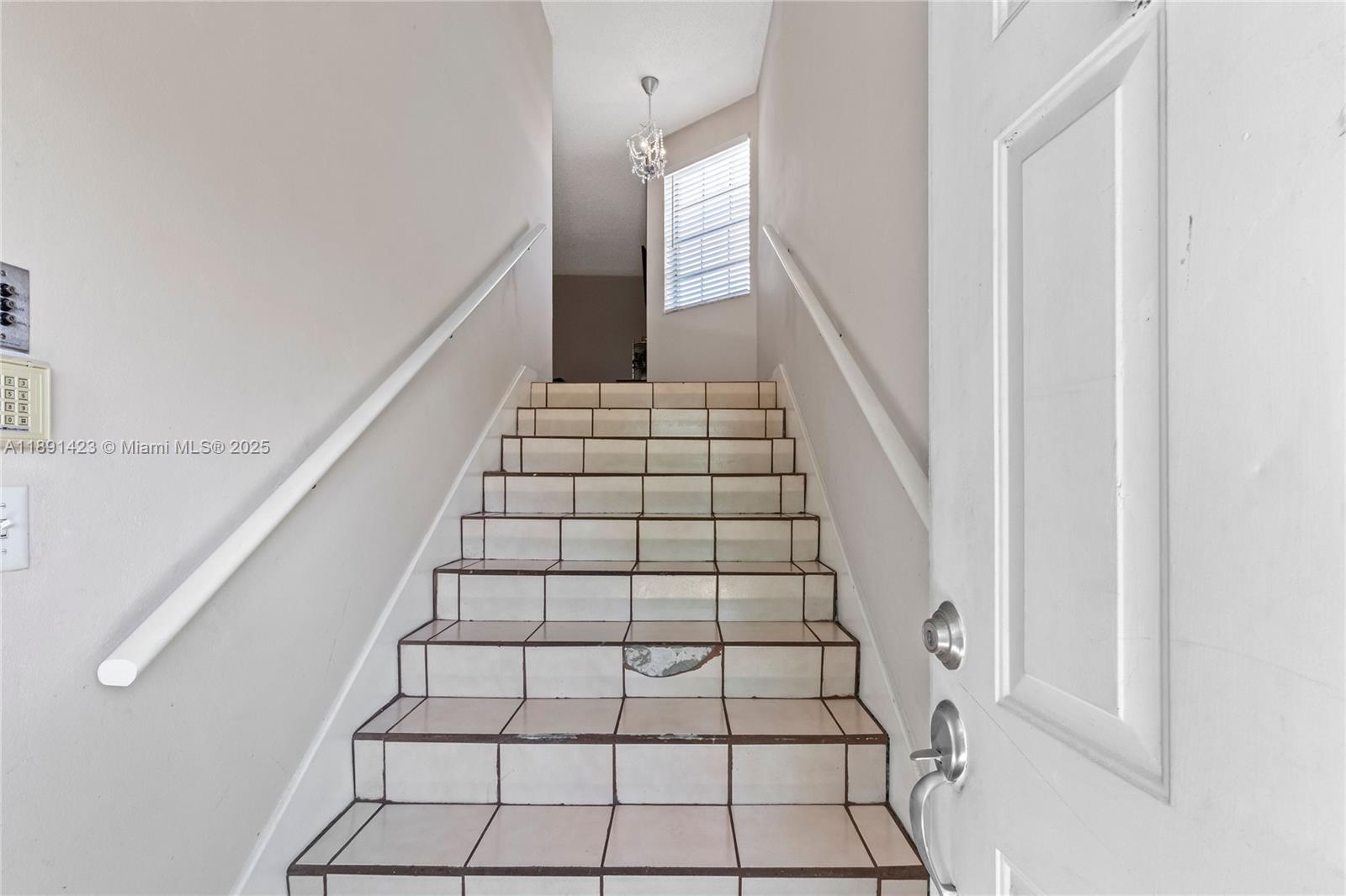 KEYS GATE CONDO NO THREE - Residential