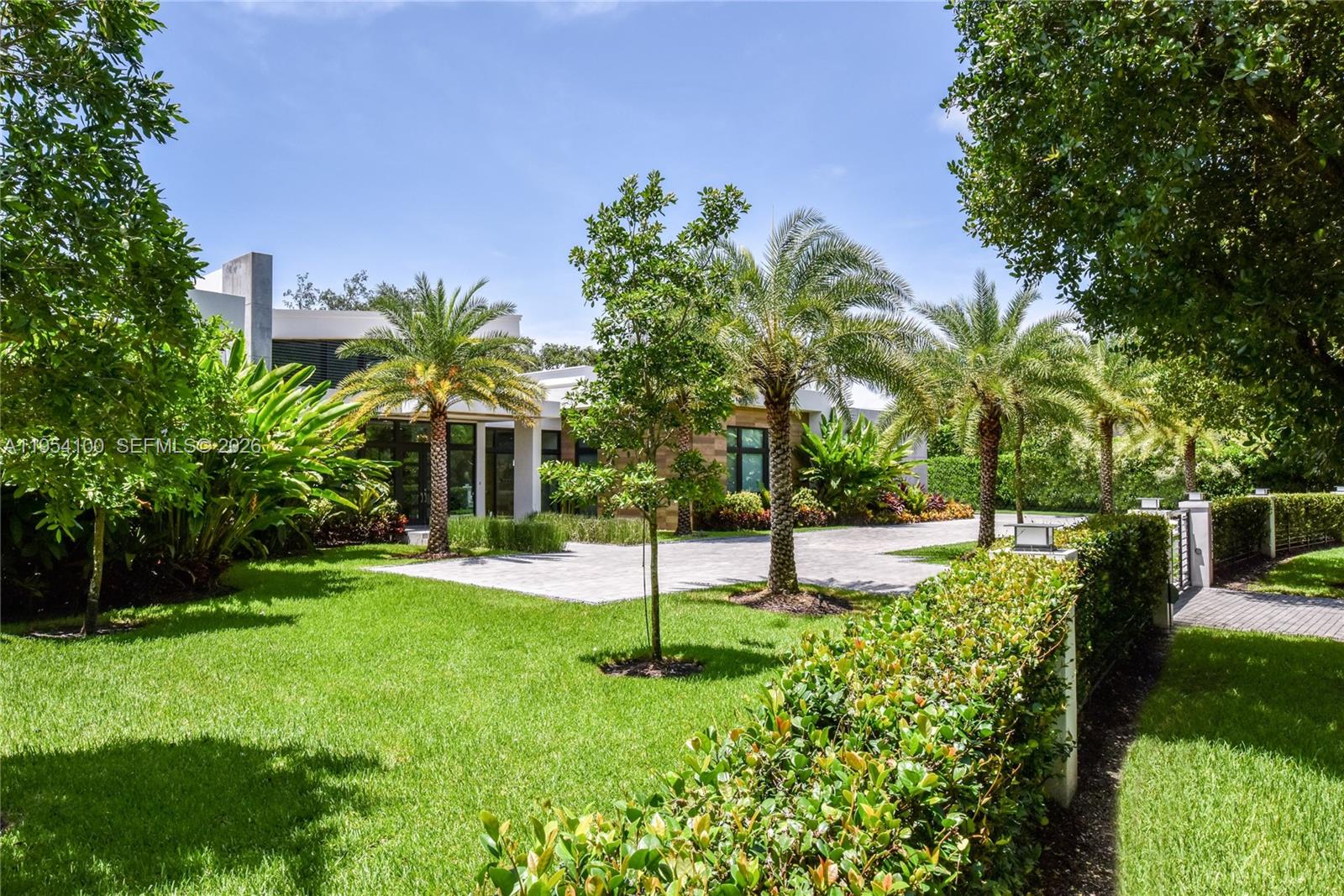 HELMS COUNTRY ESTATES RE- - Residential