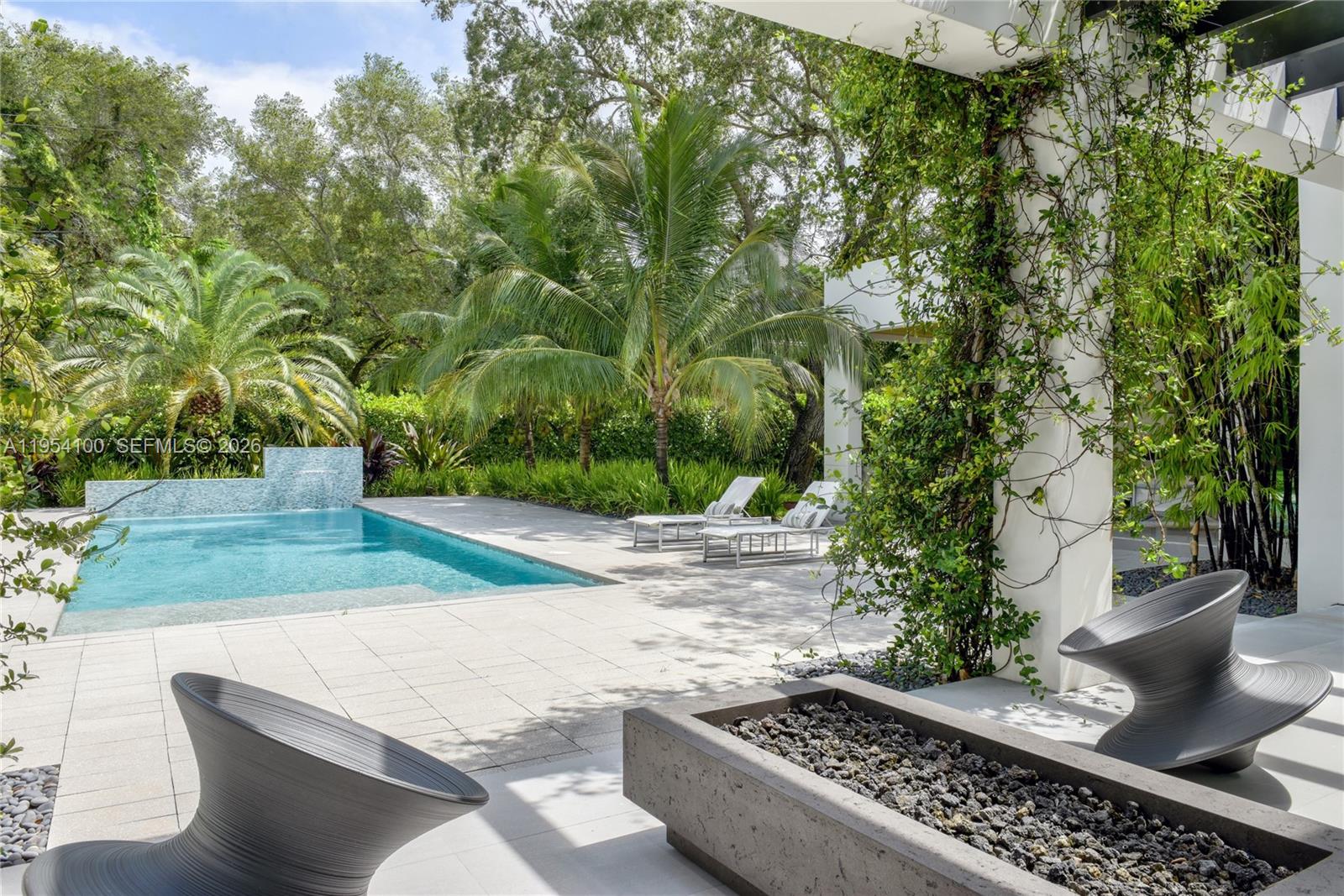 HELMS COUNTRY ESTATES RE- - Residential