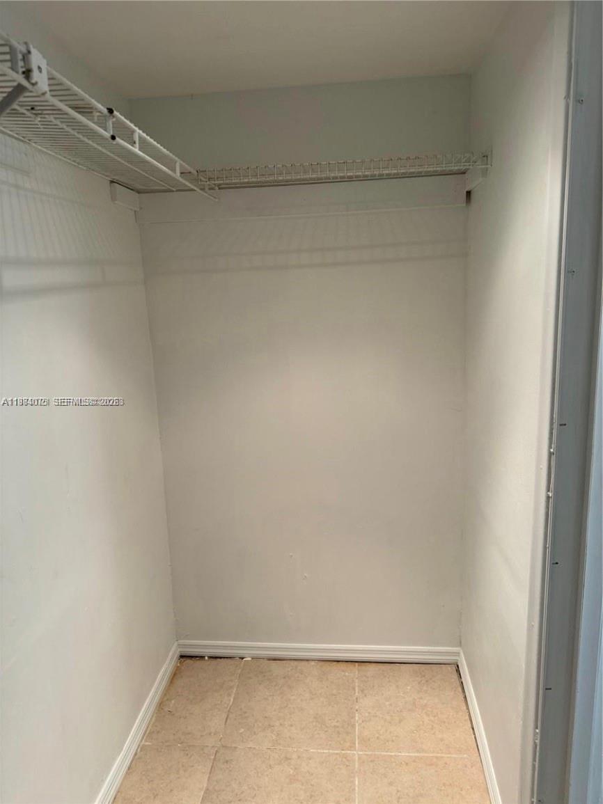 LAKEVIEW OF THE CALF CLUB - Residential