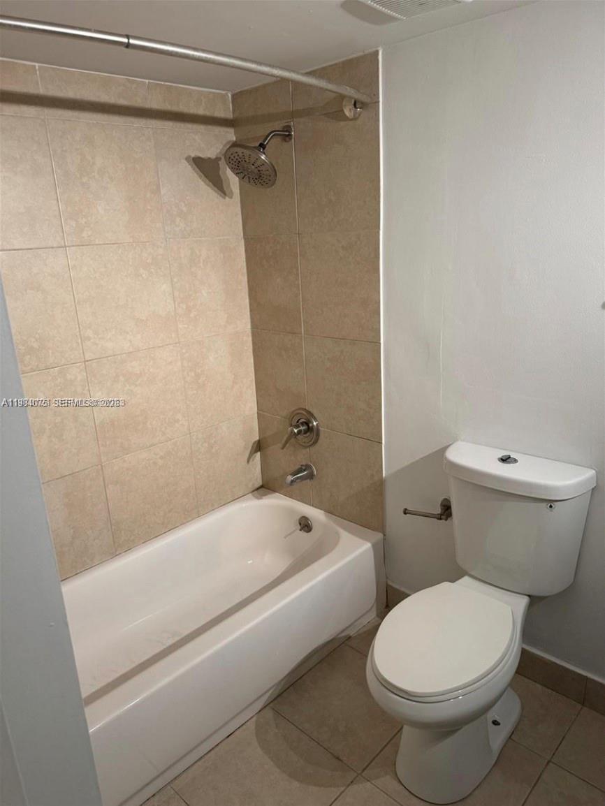 LAKEVIEW OF THE CALF CLUB - Residential