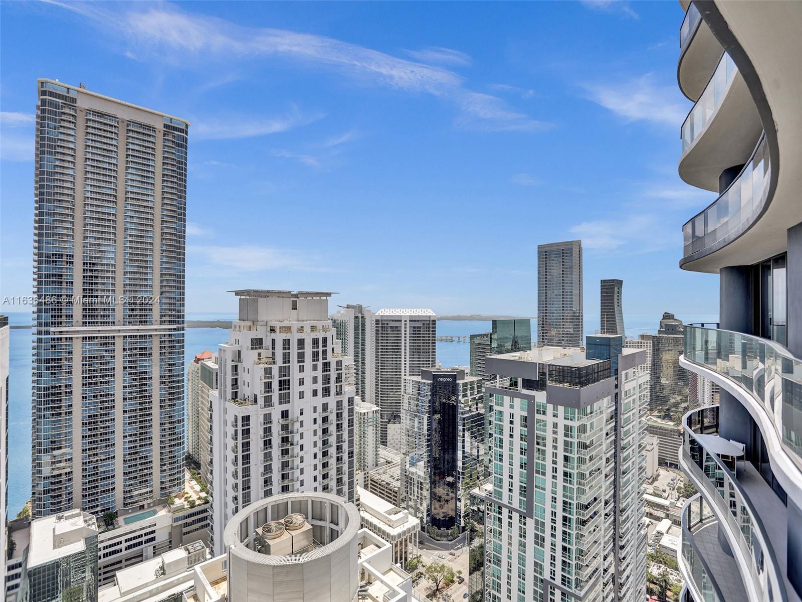 View Miami, FL 33131 condo