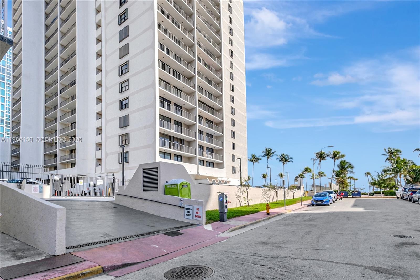 OCEANFRONT PLAZA CONDO - Residential Lease