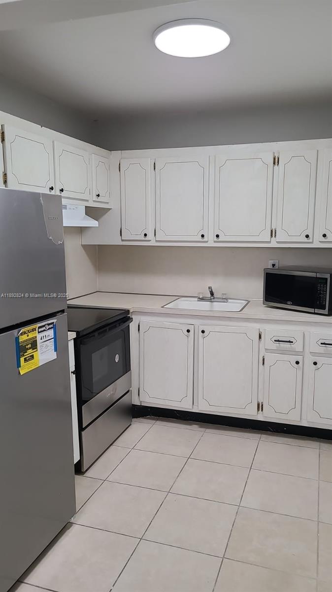 NORWICH CONDO - Residential Lease