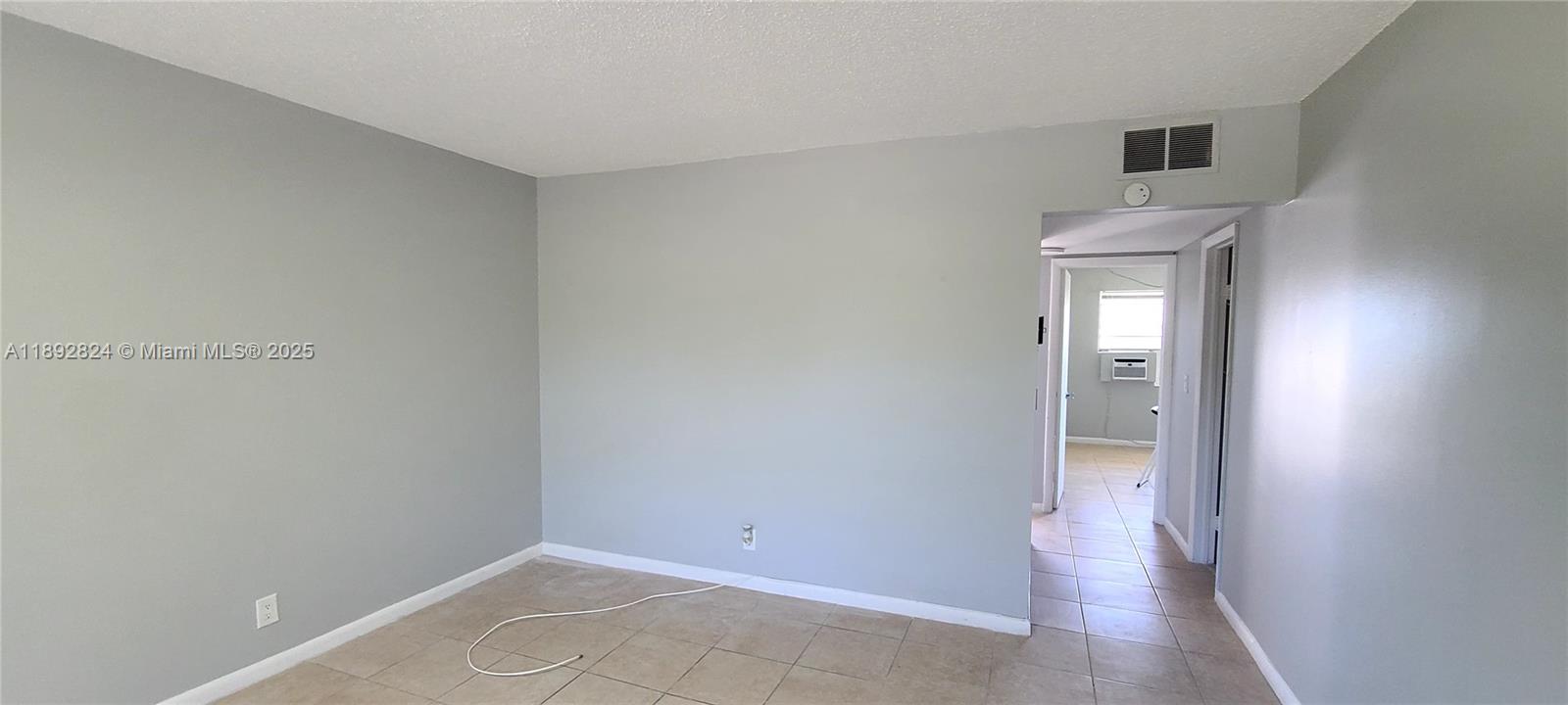 NORWICH CONDO - Residential Lease