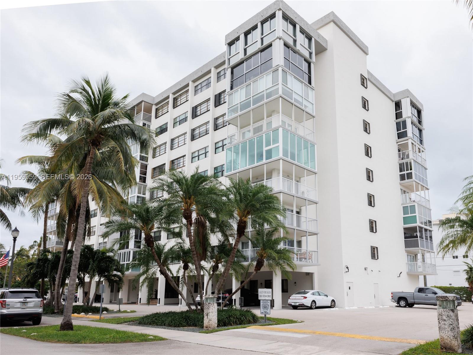 GALEN BREAKERS CONDOMINIU - Residential Lease