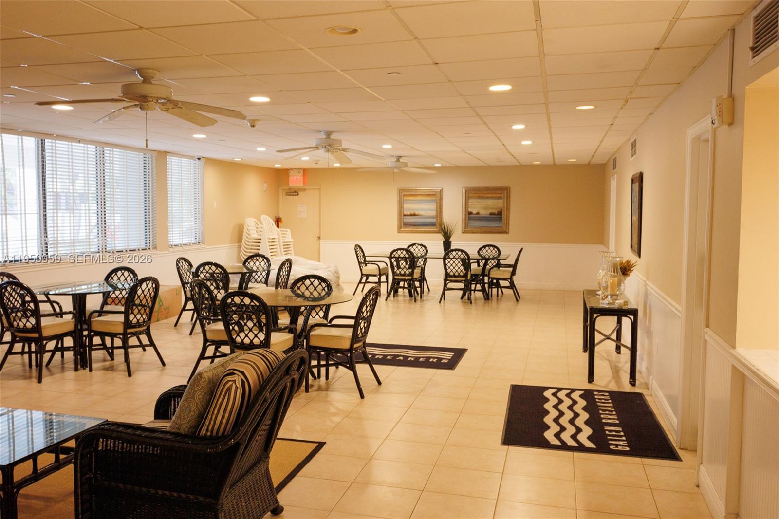 GALEN BREAKERS CONDOMINIU - Residential Lease