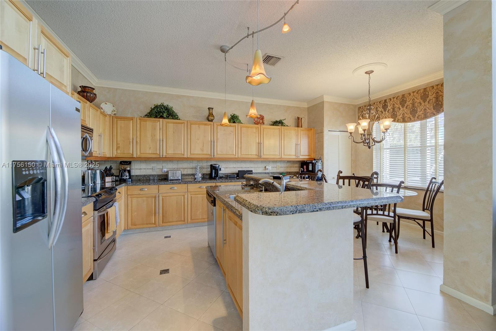 7800 NW 29th St