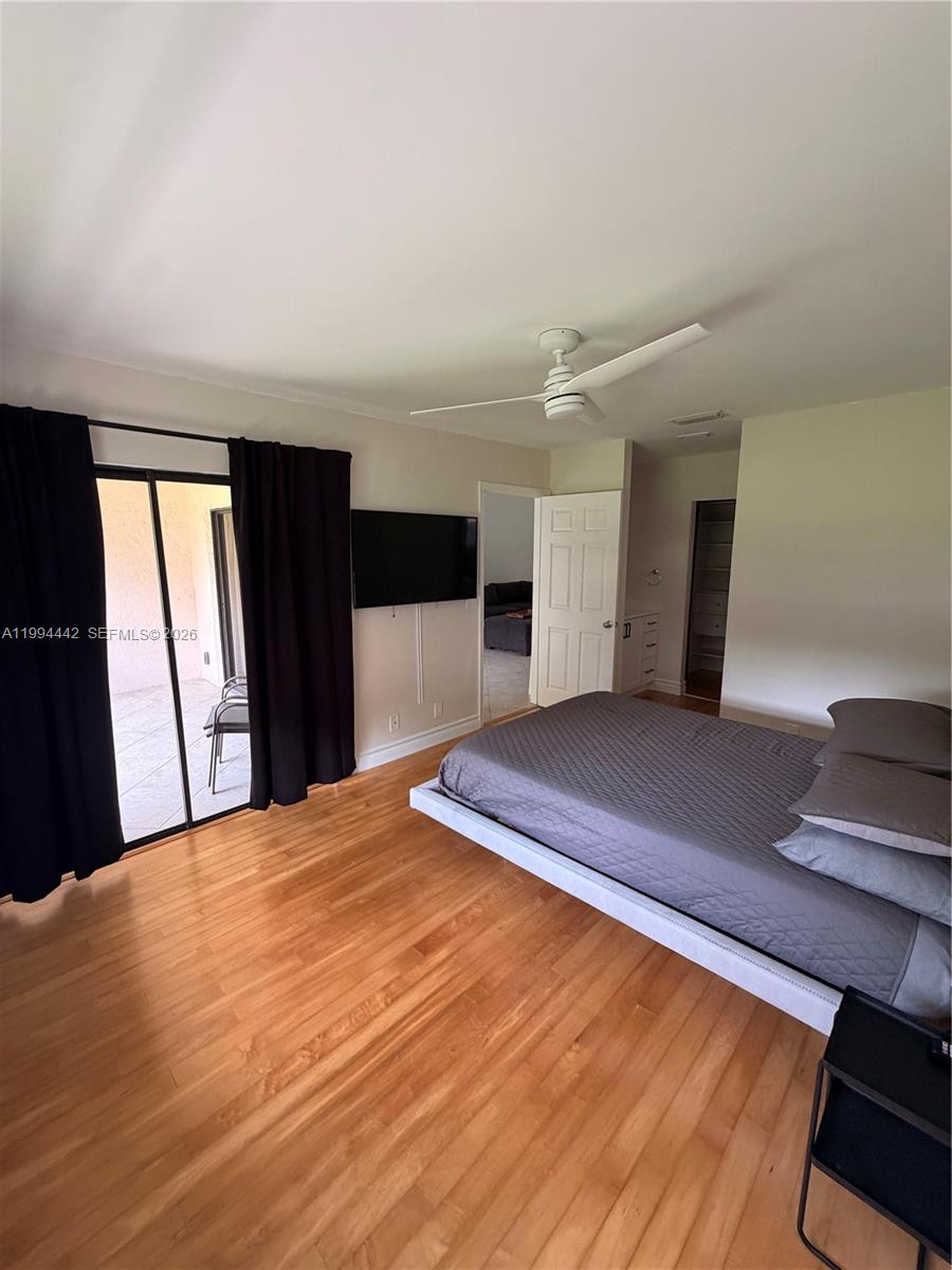 LAKE WINDWOOD CONDO - Residential Lease