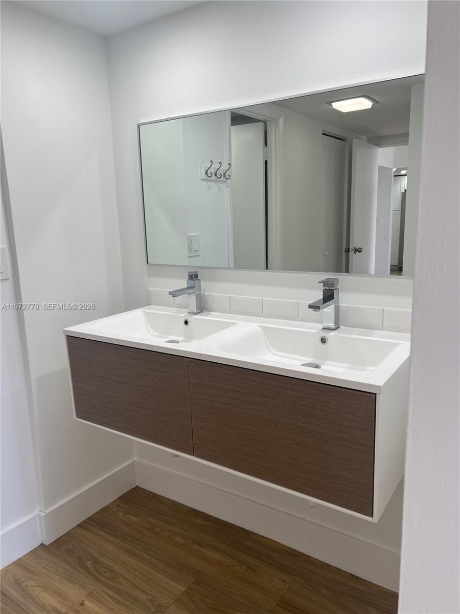 CORONADO CONDO- TOWER II - Residential