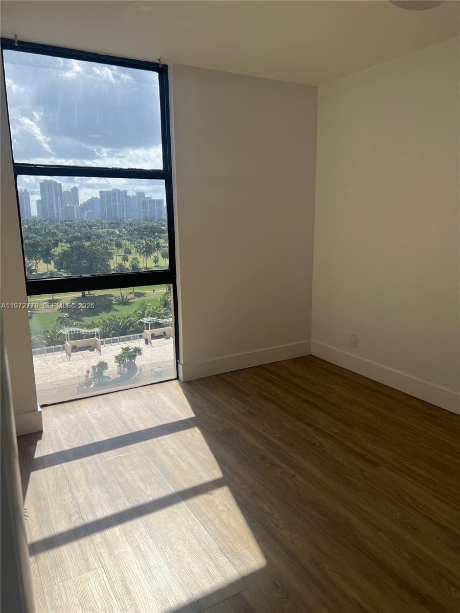 CORONADO CONDO- TOWER II - Residential