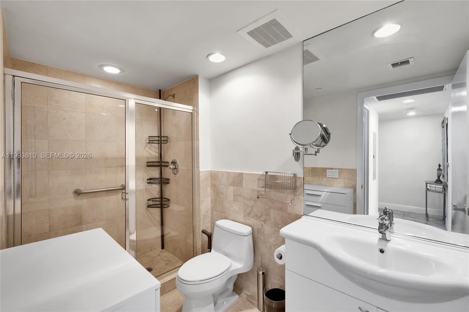 BEACH CLUB THREE CONDO - Residential Lease