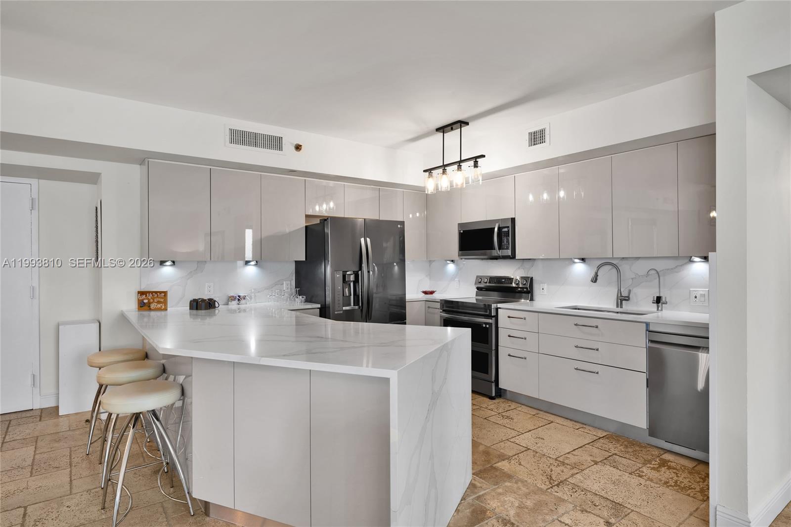 BEACH CLUB THREE CONDO - Residential Lease