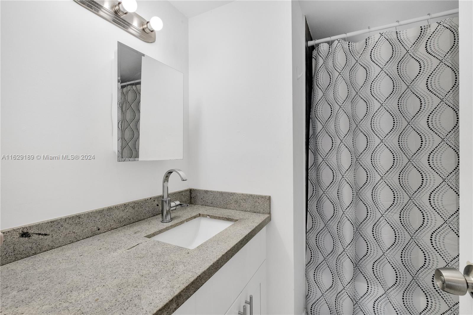 RIVIERA CONDOMINIUM APTS - Residential