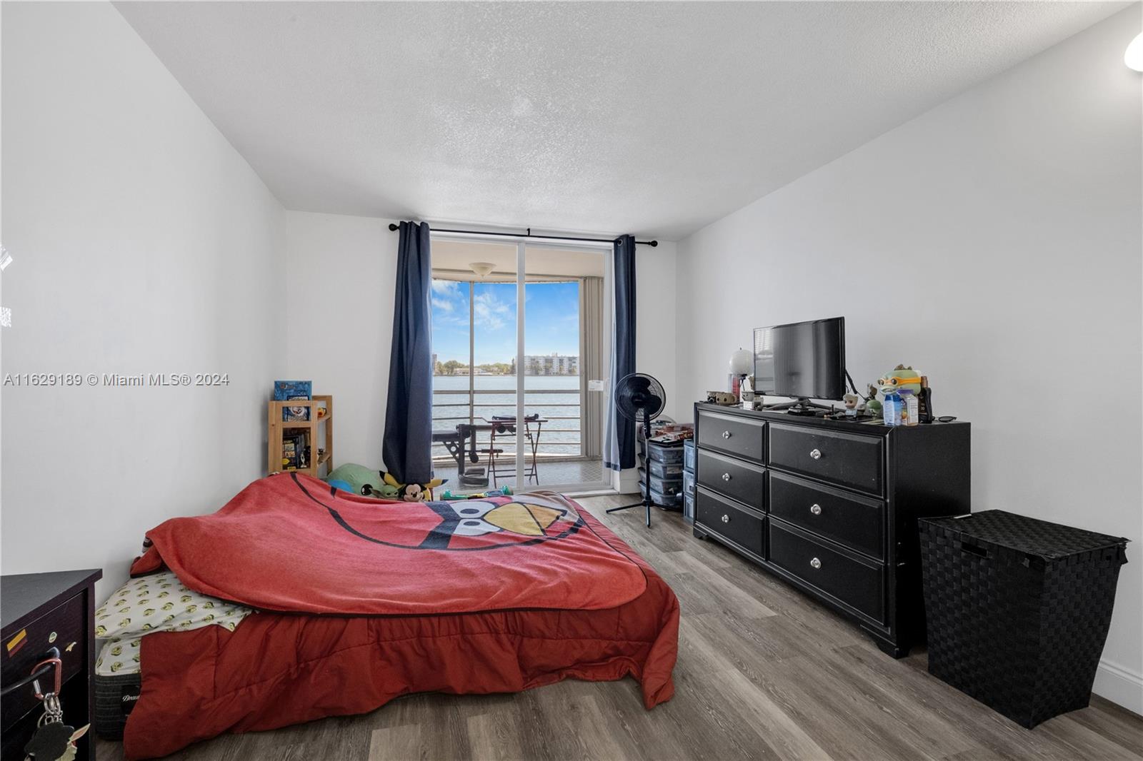 RIVIERA CONDOMINIUM APTS - Residential