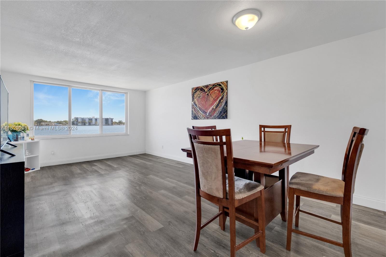 RIVIERA CONDOMINIUM APTS - Residential