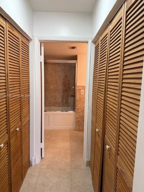 MEDITERRANEAN VILLAS COND - Residential Lease