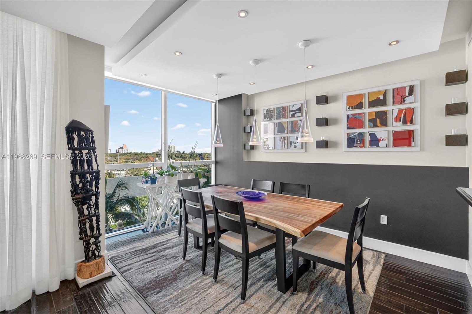 LE CLUB INTERNATIONAL - Residential