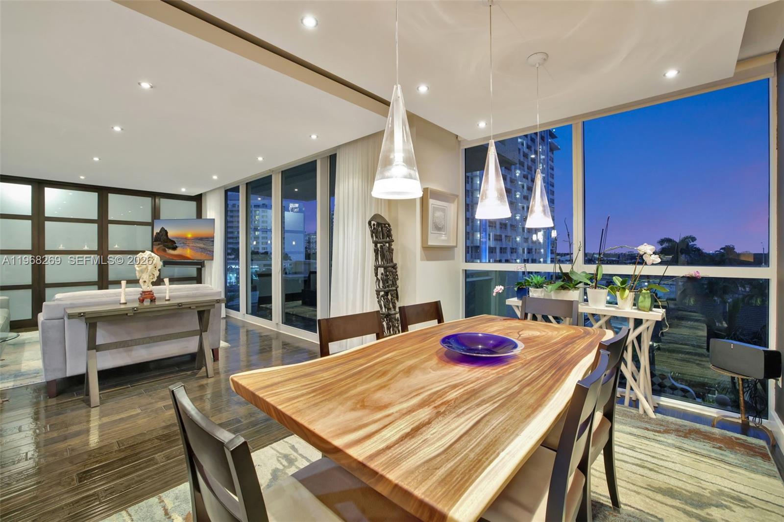 LE CLUB INTERNATIONAL - Residential