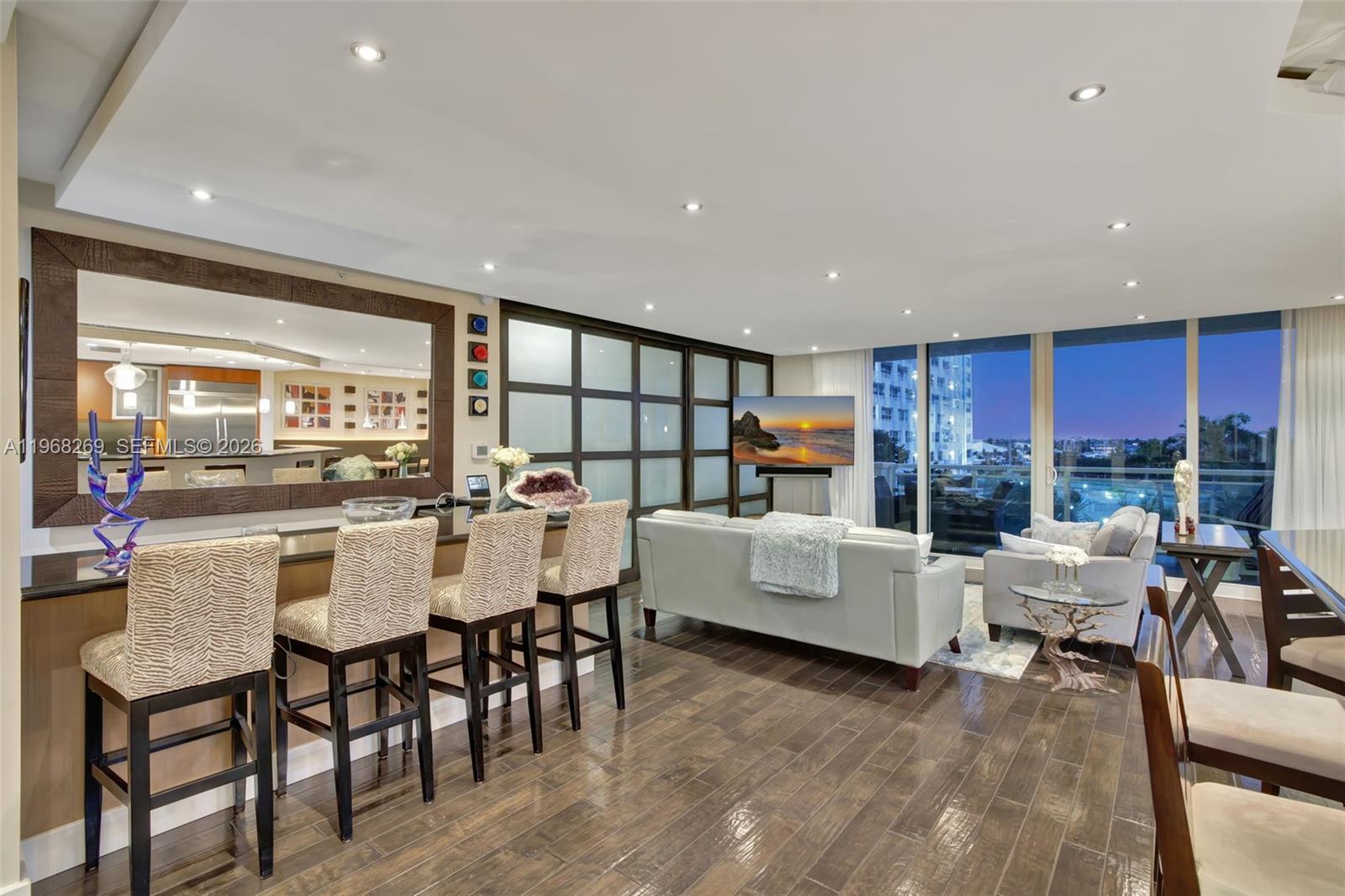 LE CLUB INTERNATIONAL - Residential