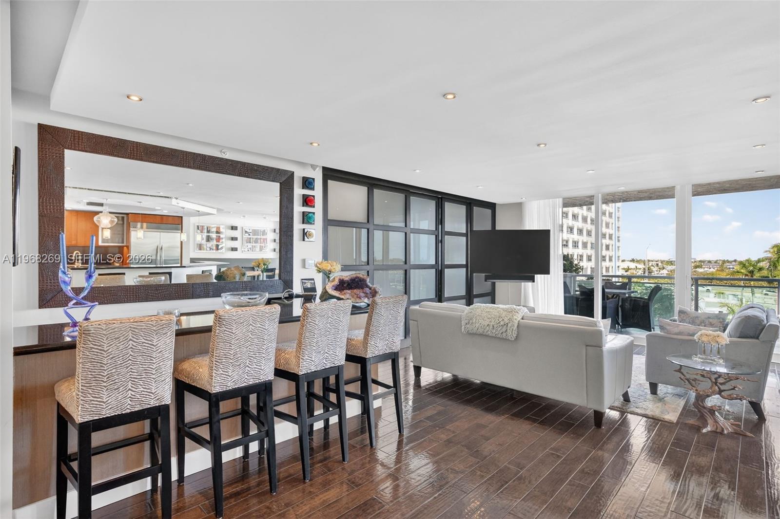 LE CLUB INTERNATIONAL - Residential