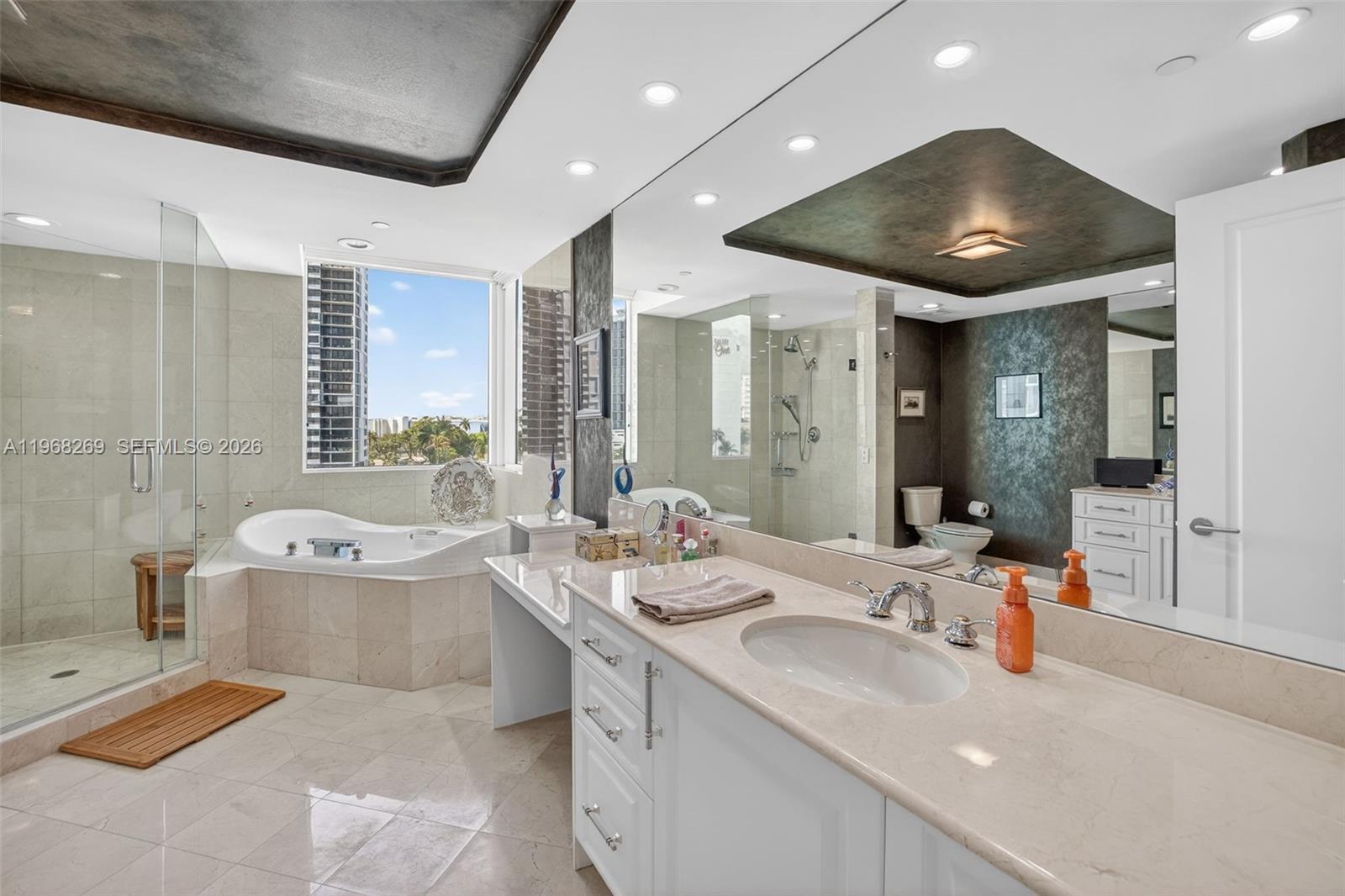 LE CLUB INTERNATIONAL - Residential