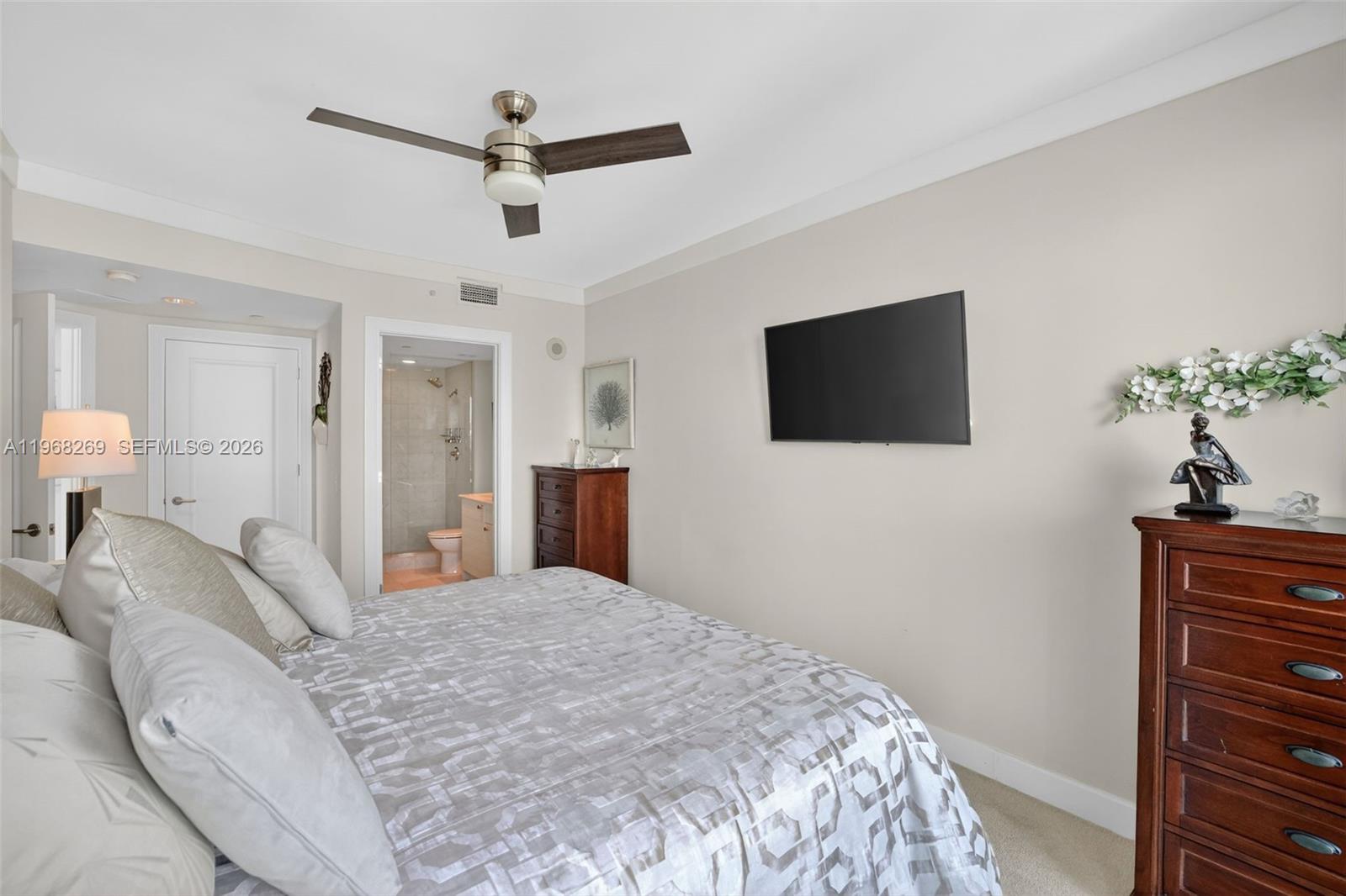 LE CLUB INTERNATIONAL - Residential