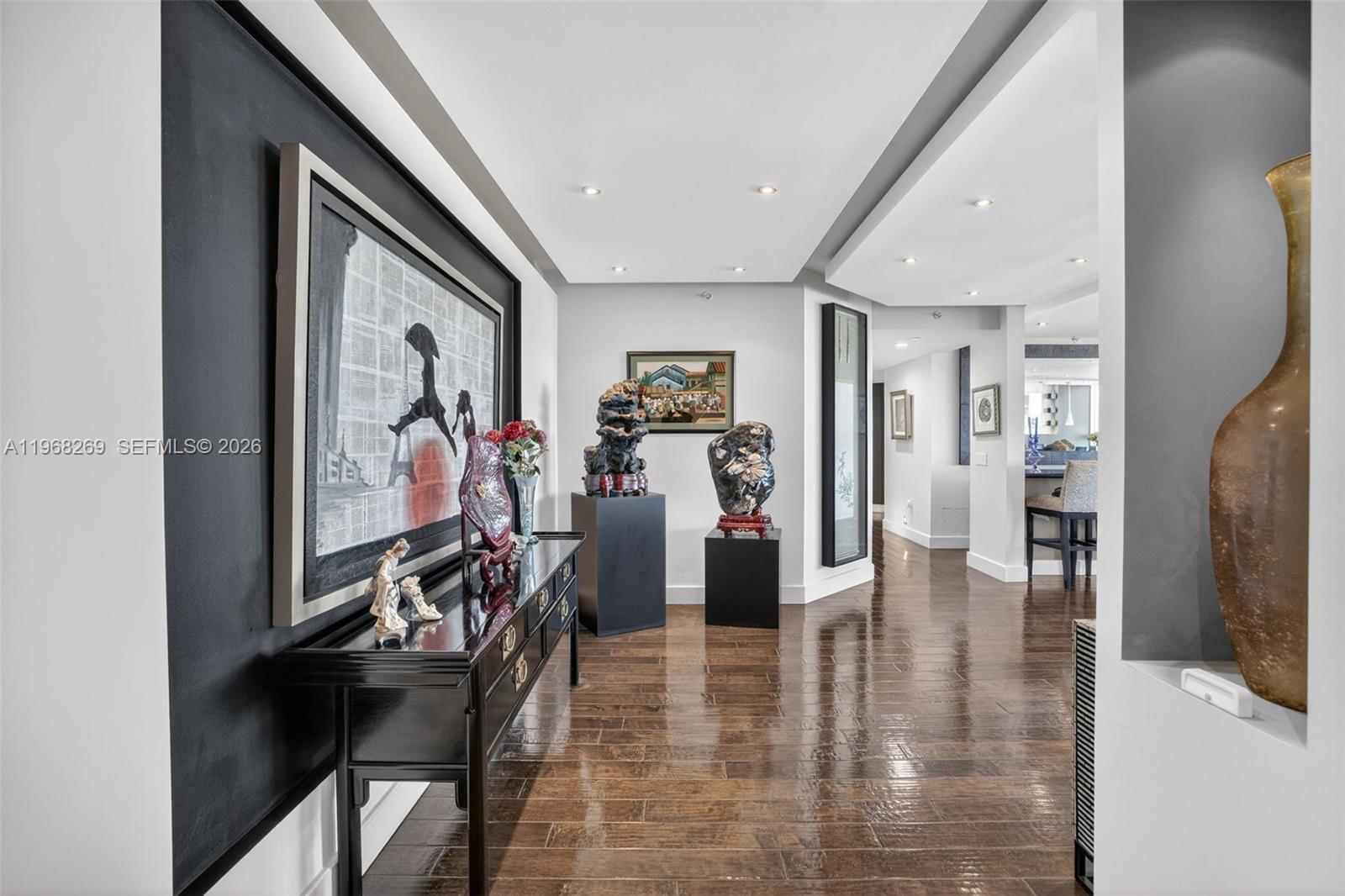 LE CLUB INTERNATIONAL - Residential