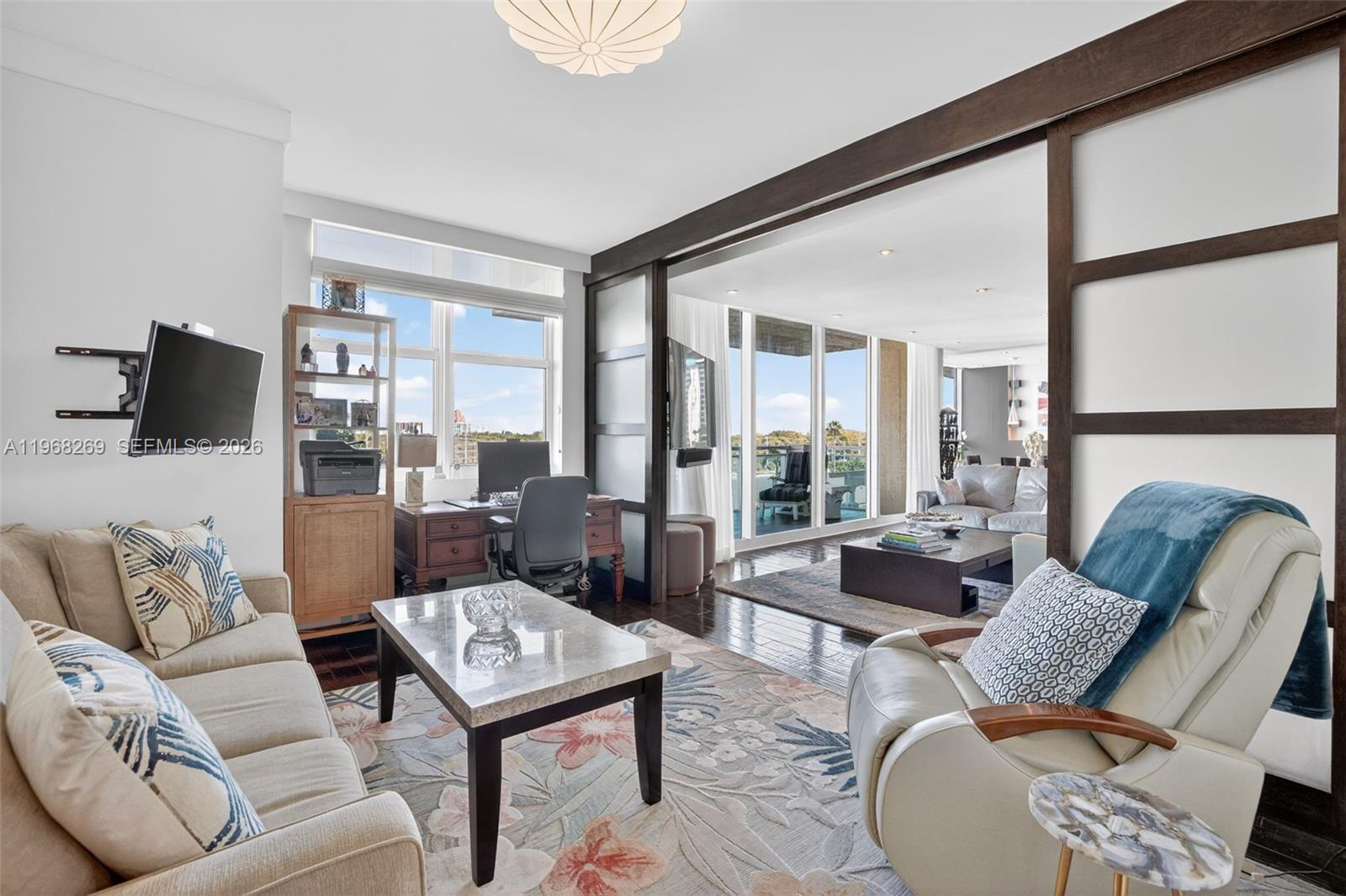 LE CLUB INTERNATIONAL - Residential