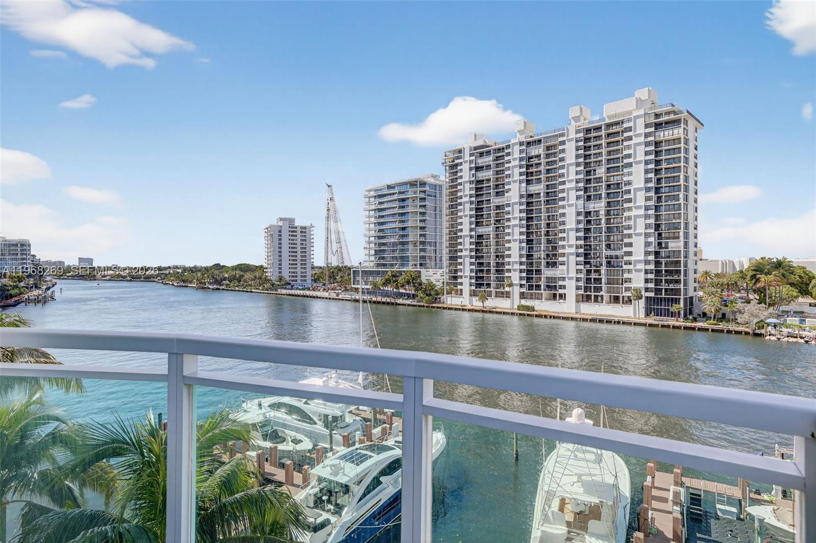 LE CLUB INTERNATIONAL - Residential