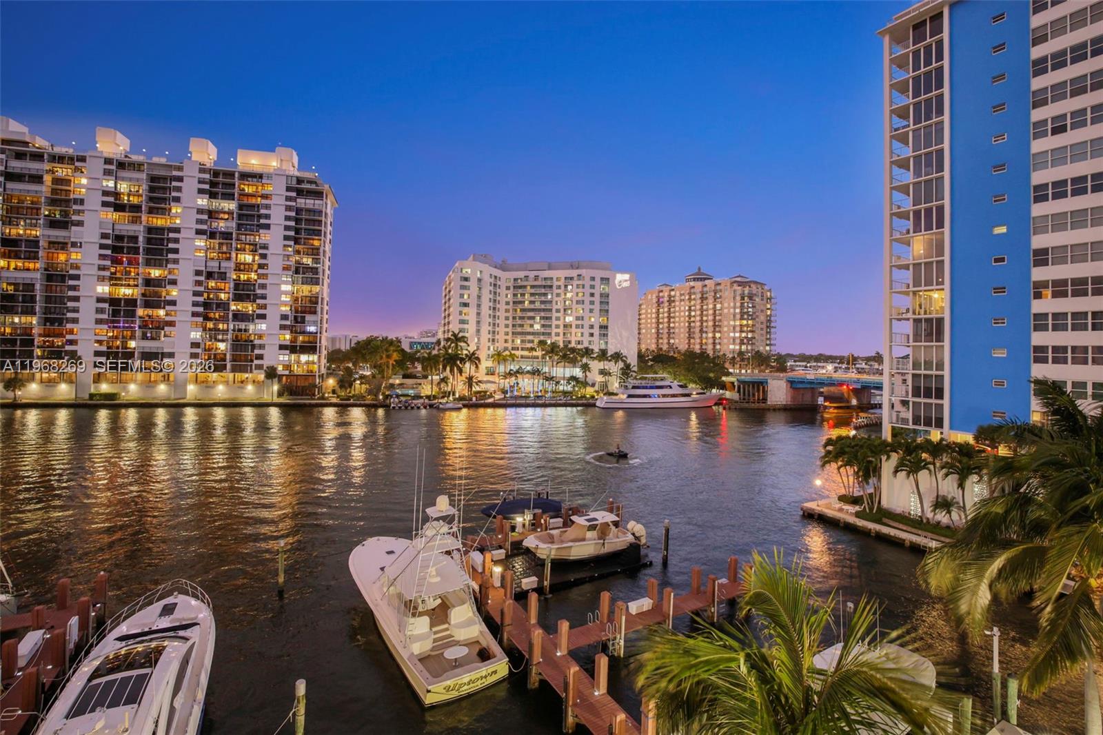 LE CLUB INTERNATIONAL - Residential