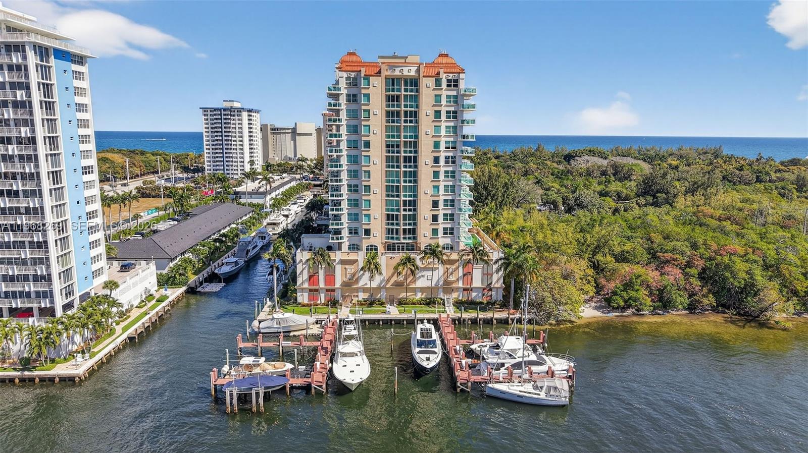 LE CLUB INTERNATIONAL - Residential