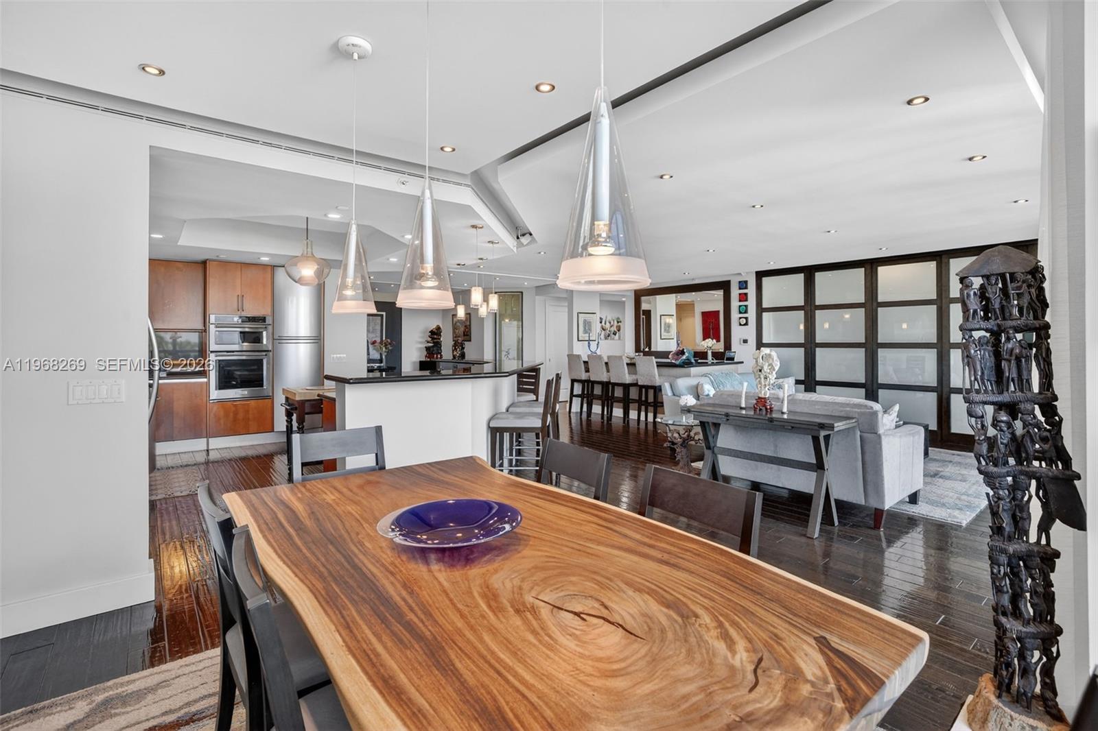 LE CLUB INTERNATIONAL - Residential