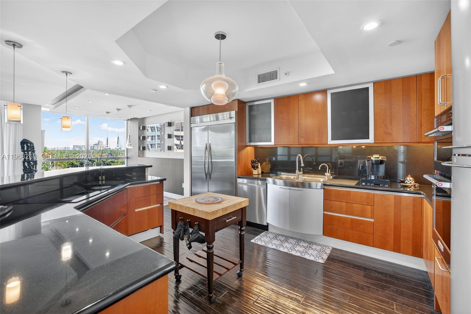 LE CLUB INTERNATIONAL - Residential