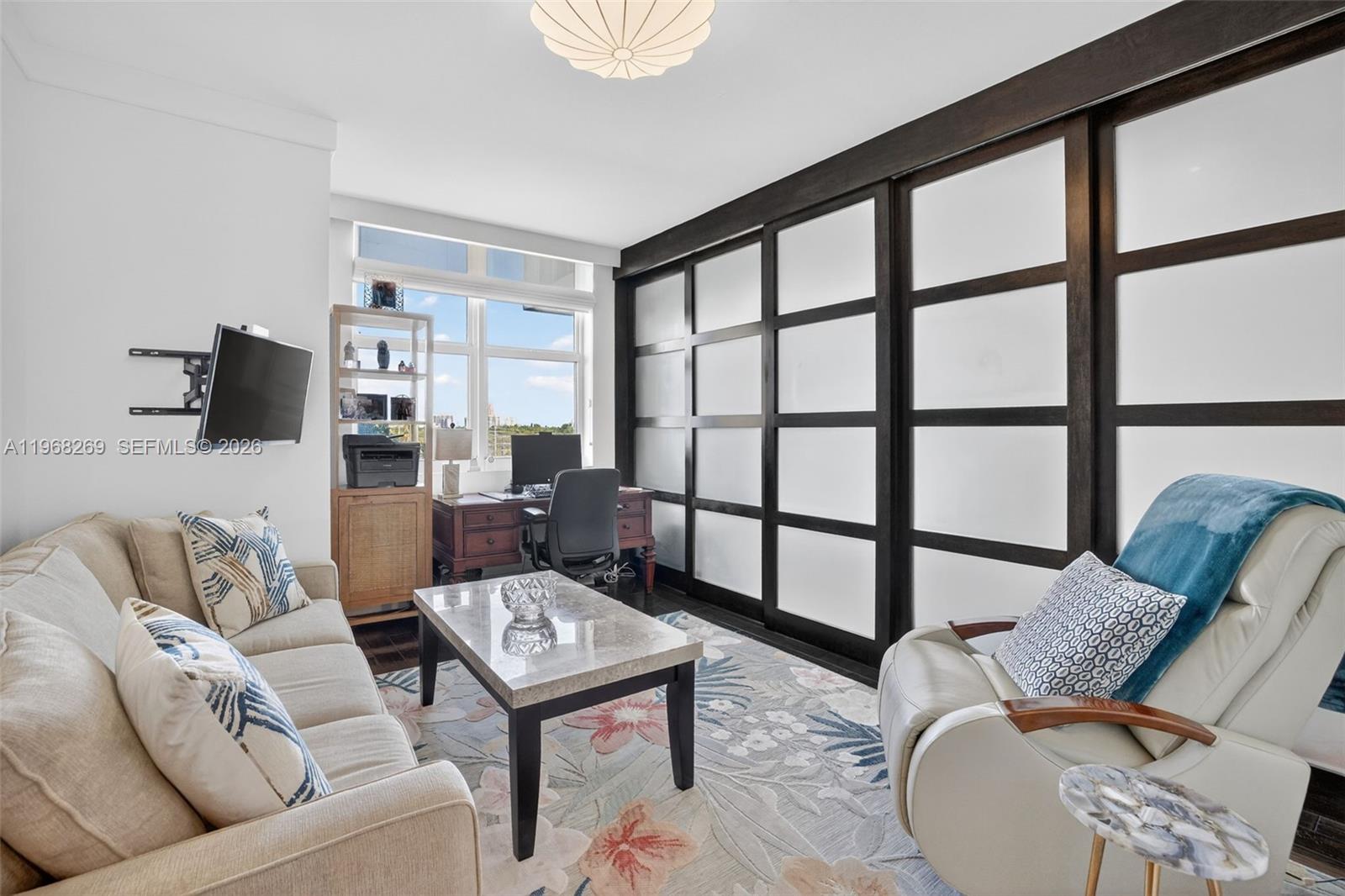 LE CLUB INTERNATIONAL - Residential