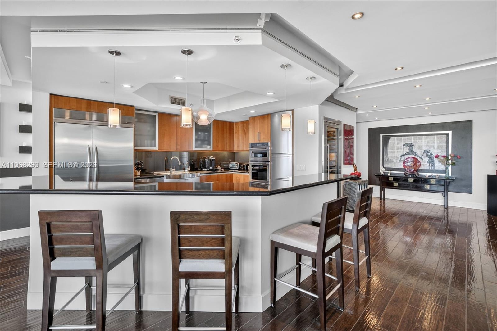 LE CLUB INTERNATIONAL - Residential