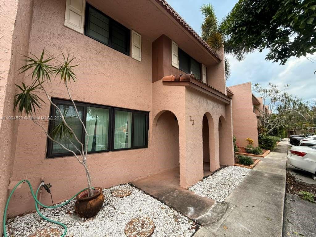 VALENCIA VILLAGE CONDO PH - Residential