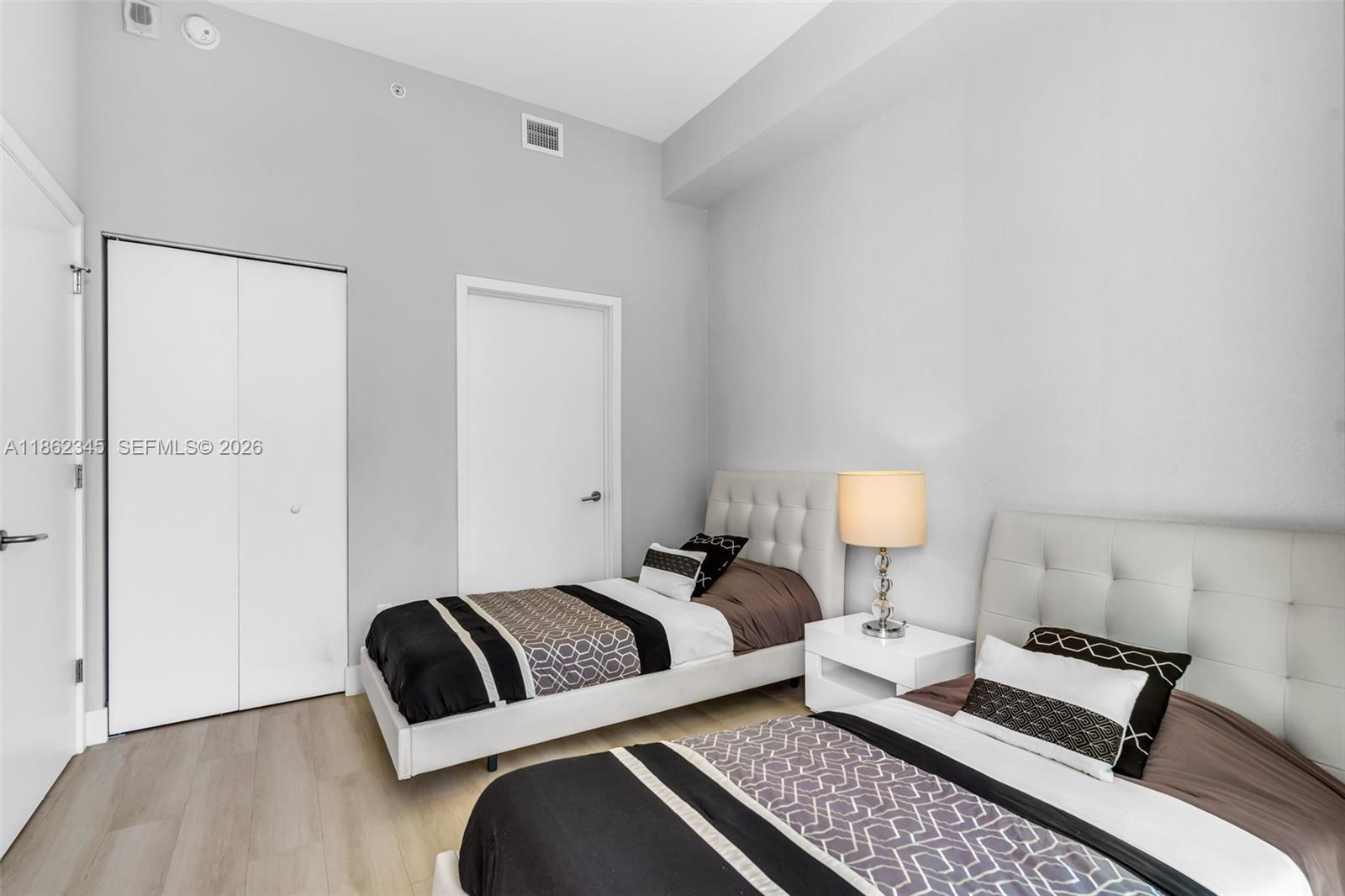 PARAISO BAYVIEWS CONDO - Residential