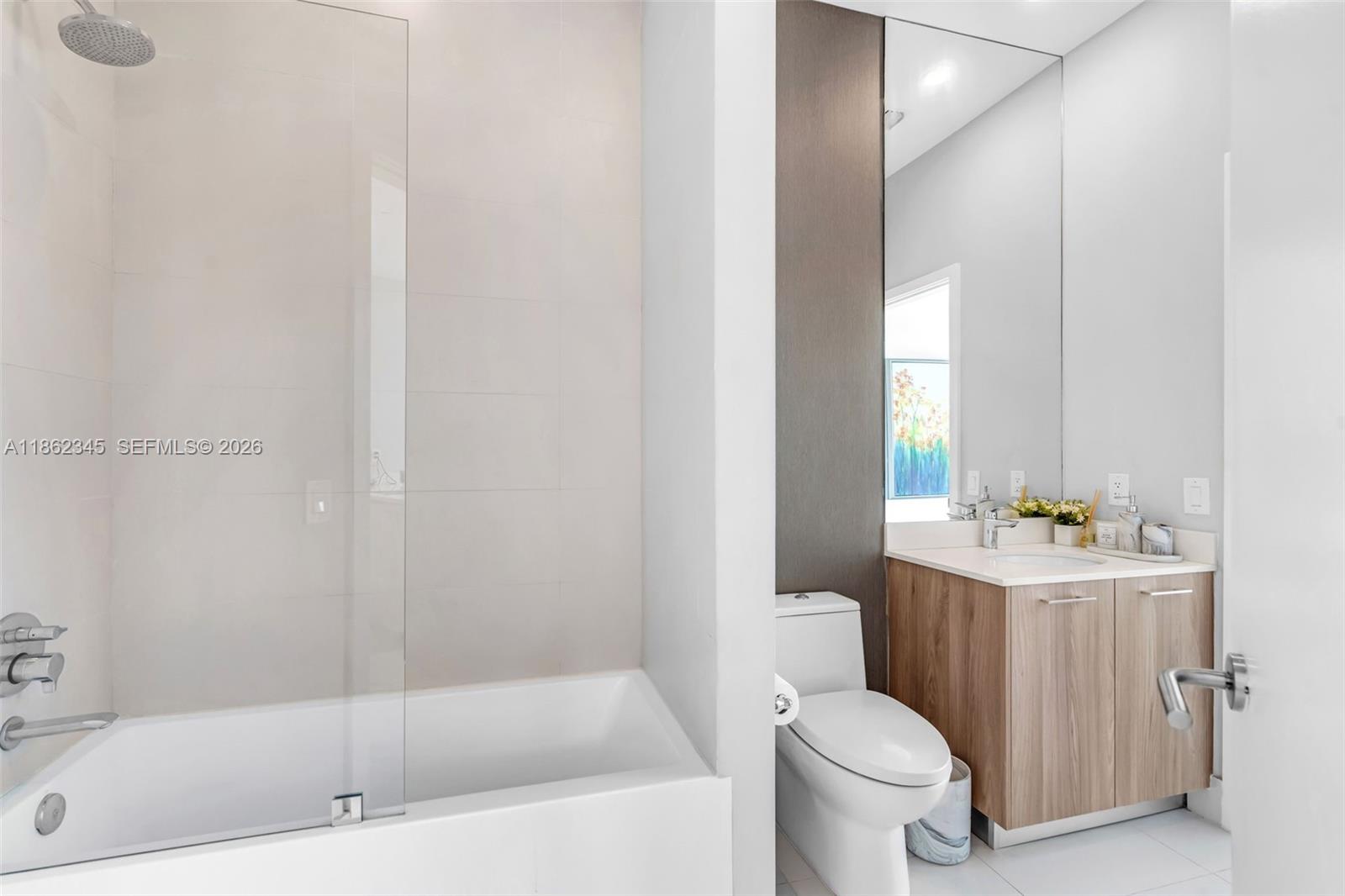 PARAISO BAYVIEWS CONDO - Residential