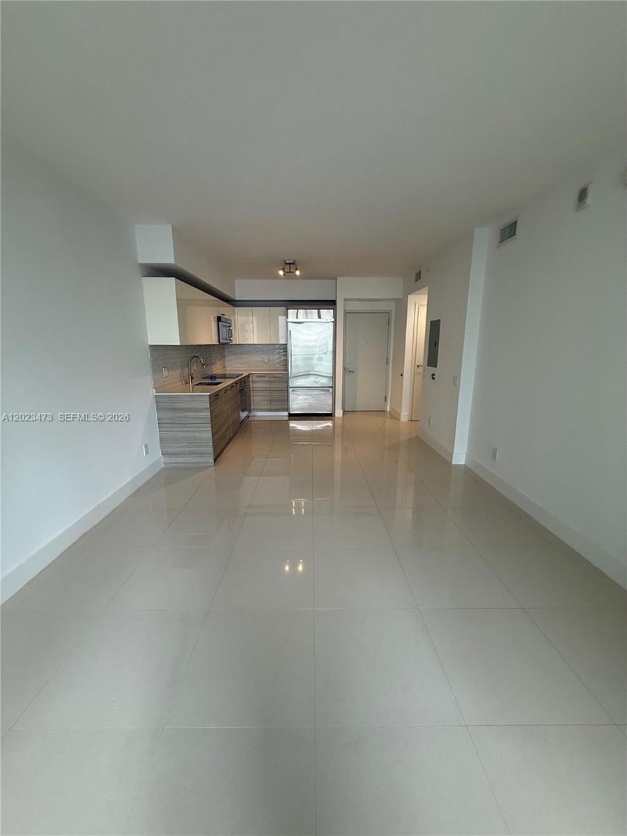 1300 Brickell Bay Dr 707