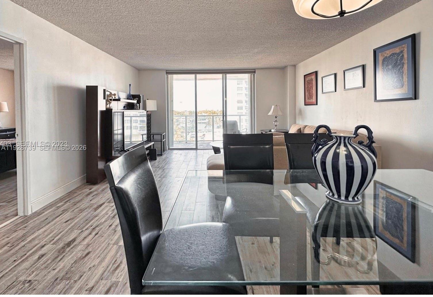 5701 Collins Ave 505