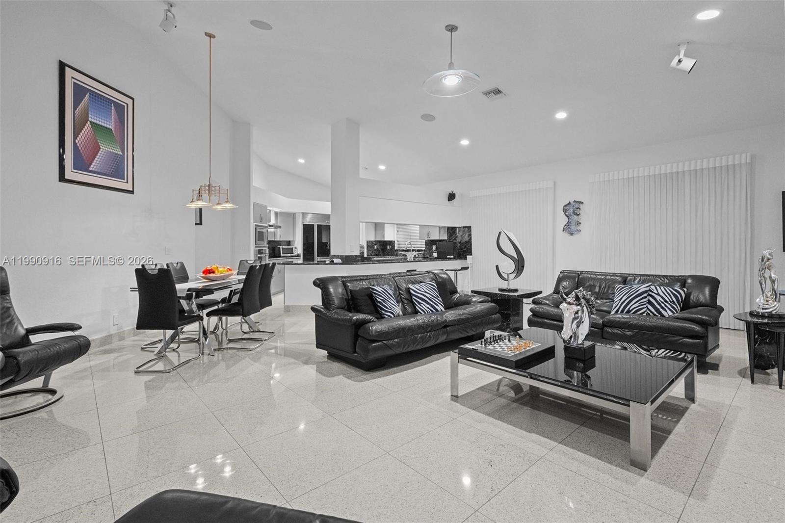 PALM ISLAND - Residential