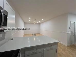 2734 Bird Ave 114