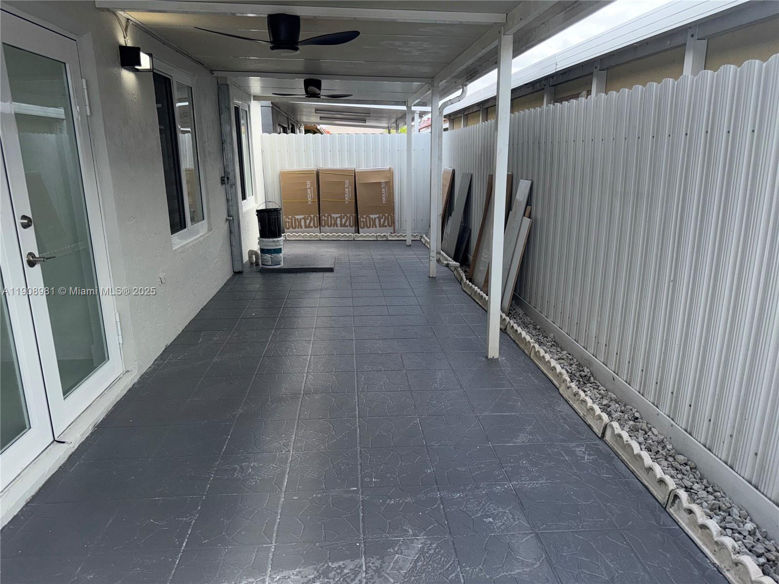 LES FONTAINES CONDO - Residential Lease