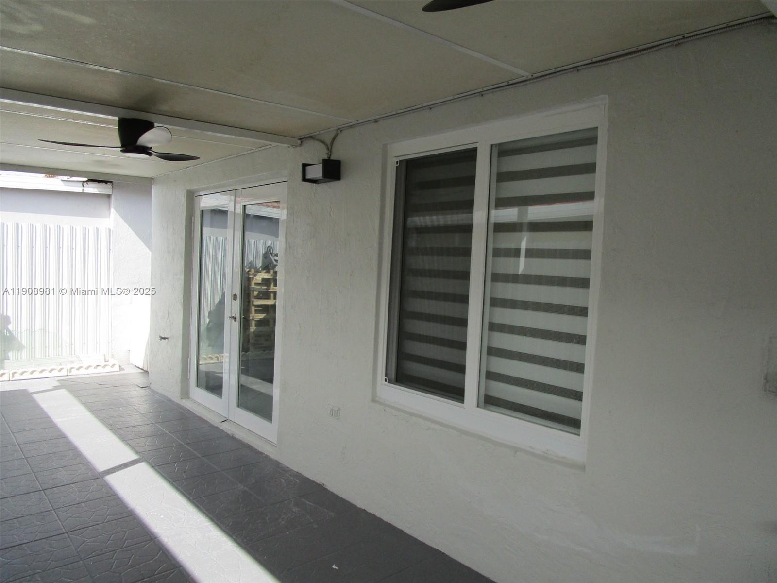 LES FONTAINES CONDO - Residential Lease