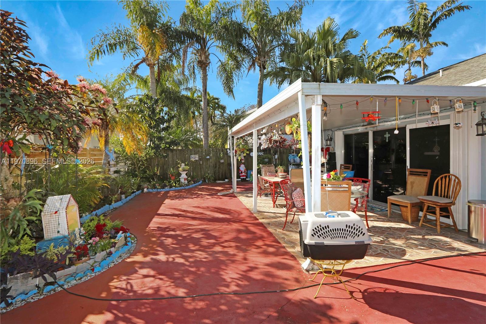 WEITZER COUNTRY HOMES - Residential