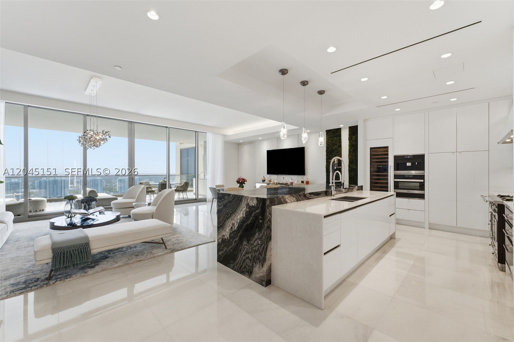 17901 Collins Ave 3906