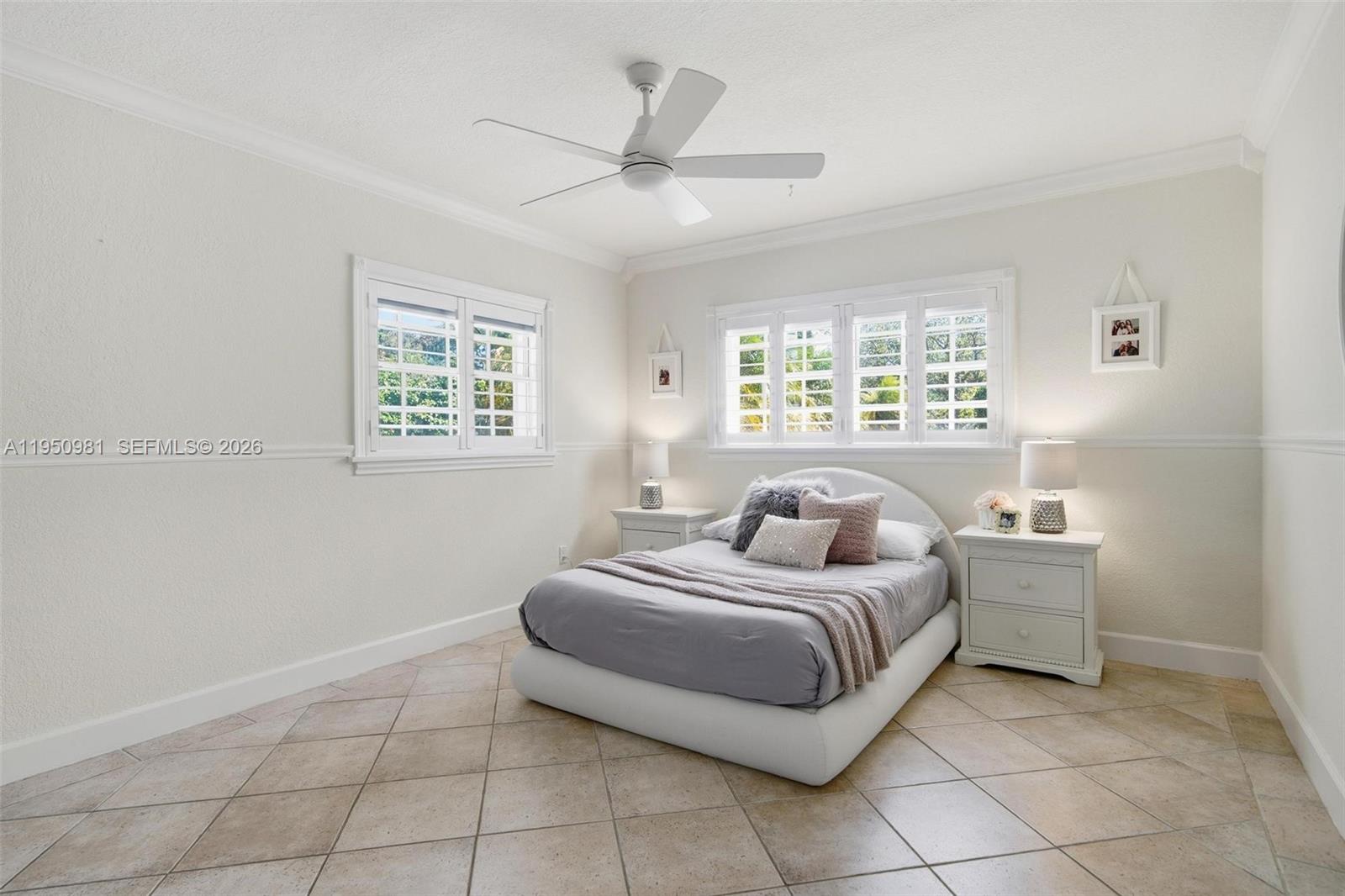 ROCK LAKE - Residential