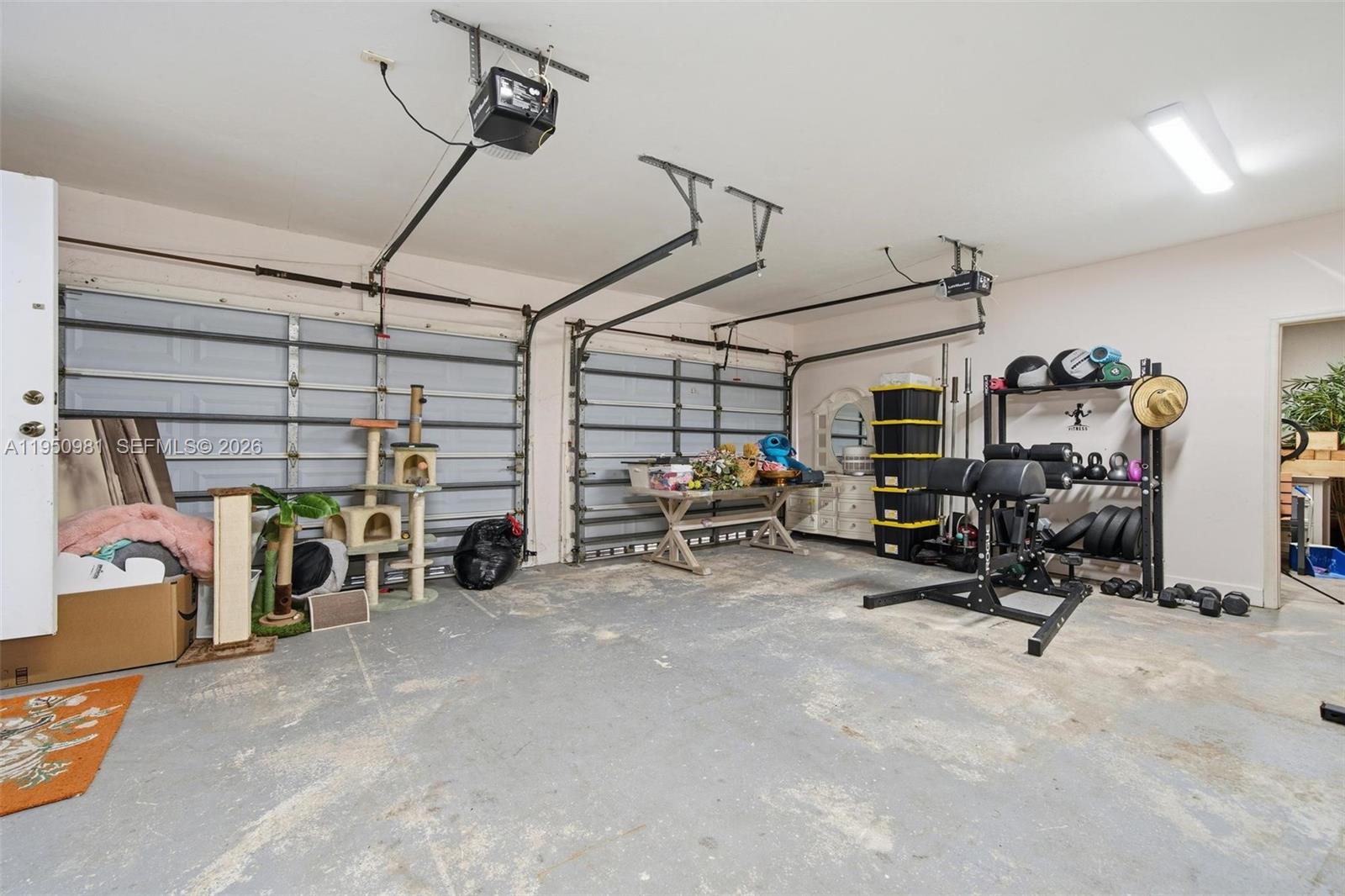 ROCK LAKE - Residential