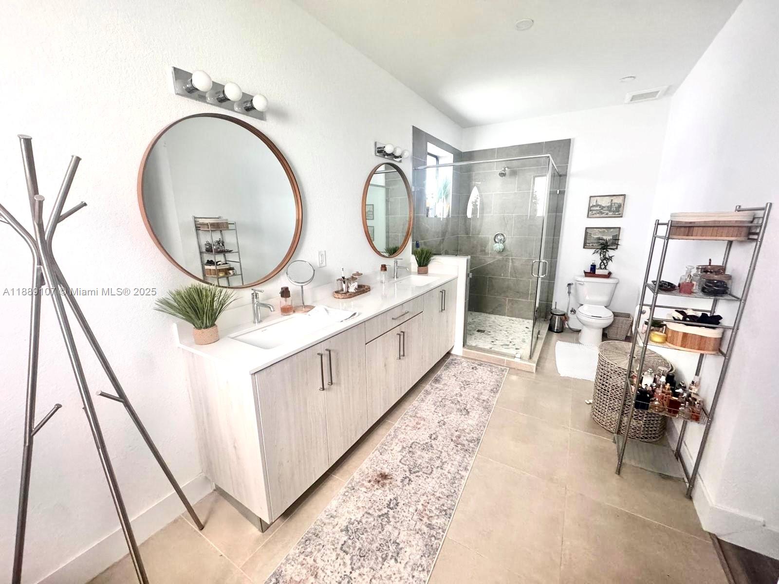 SOUTHERN COVE - Residential